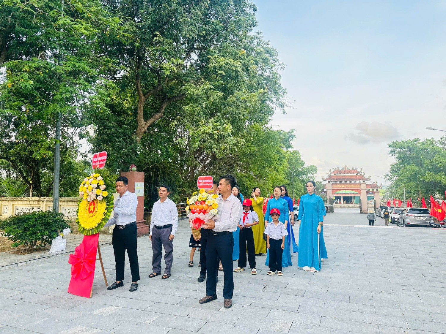 TRƯỜNG TIỂU HỌC HƯNG TRÍ HƯỚNG TỚI KỈ NIỆM 79 NĂM NGÀY THƯƠNG BINH - LIỆT SĨ